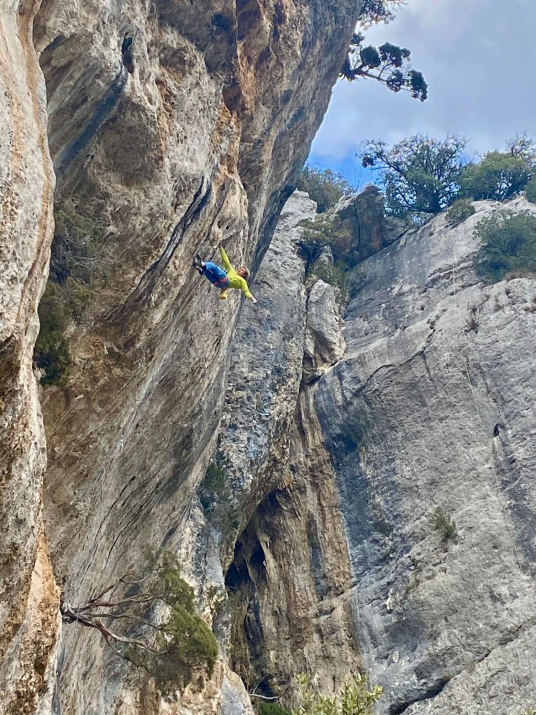 Alex Megos on The Cadafist (F9a/). Photo: Rafael Martinez